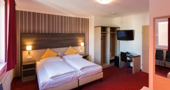 Camera dubla ieftina Viena